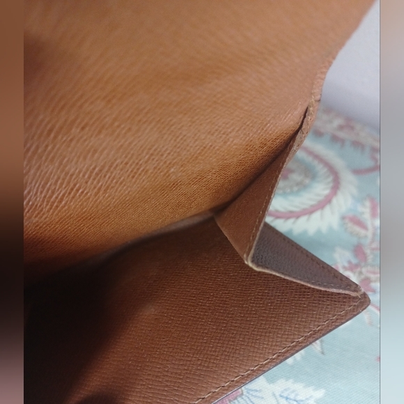 Louis Vuitton Monogram Porte Monnaie Cartes Credit Wallet - Picture 11 of 11